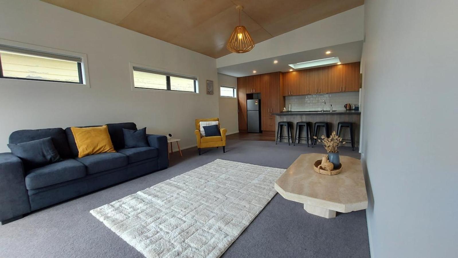 Sleek Suite By The Sand 2-Bedroom Dunedin Eksteriør billede